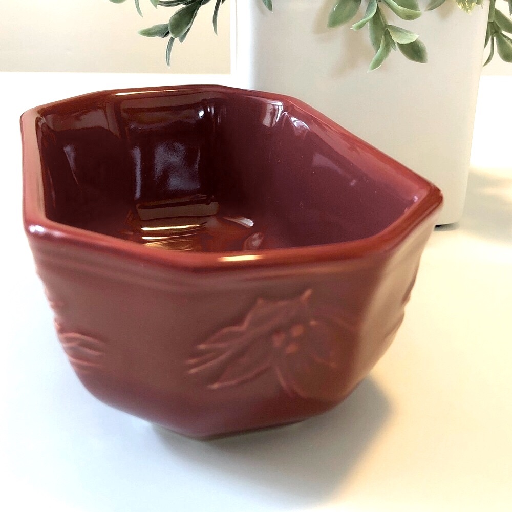 Longaberger Nature's Garland Embossed pottery stoneware Side Dish - Paprika - Picture 2 of 10